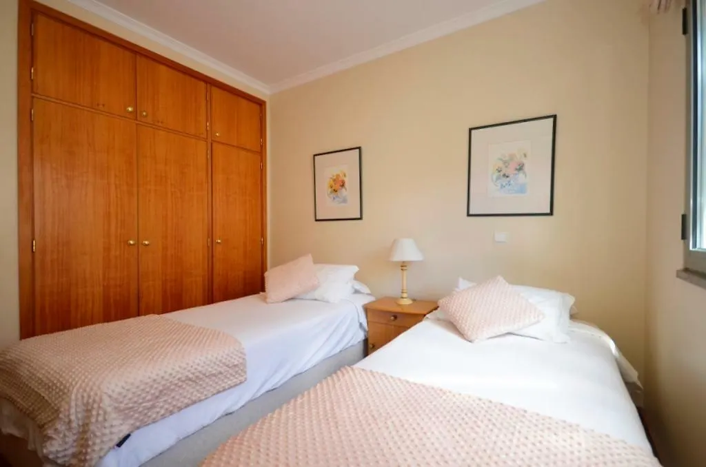 מצ'יקו Amparo Cosy Beach Apartments פורטוגל